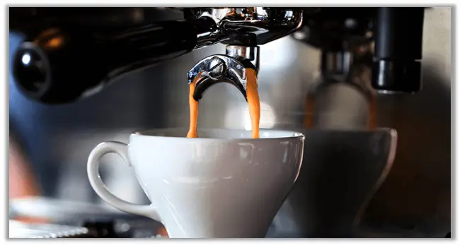Step By Step Guide On Making A Latte With An Espresso Machine