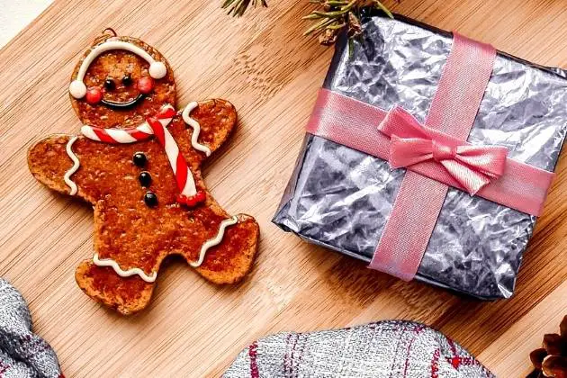Gingerbread and A Gift