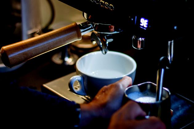 espresso machine under 300 ready to brew