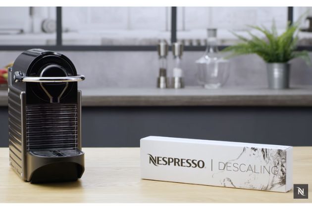 descale-Nespresso-pixie-with-Nespresso-descaling-solution